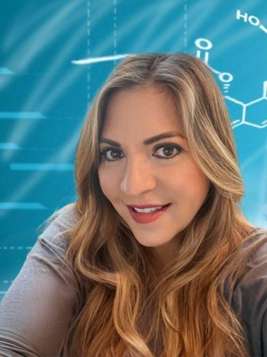 Dra. Mayra de Lourdes Zeno Instructora EEUU