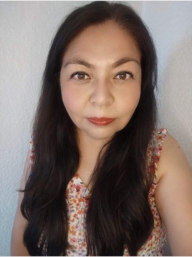 Ana Olvera Instructora México